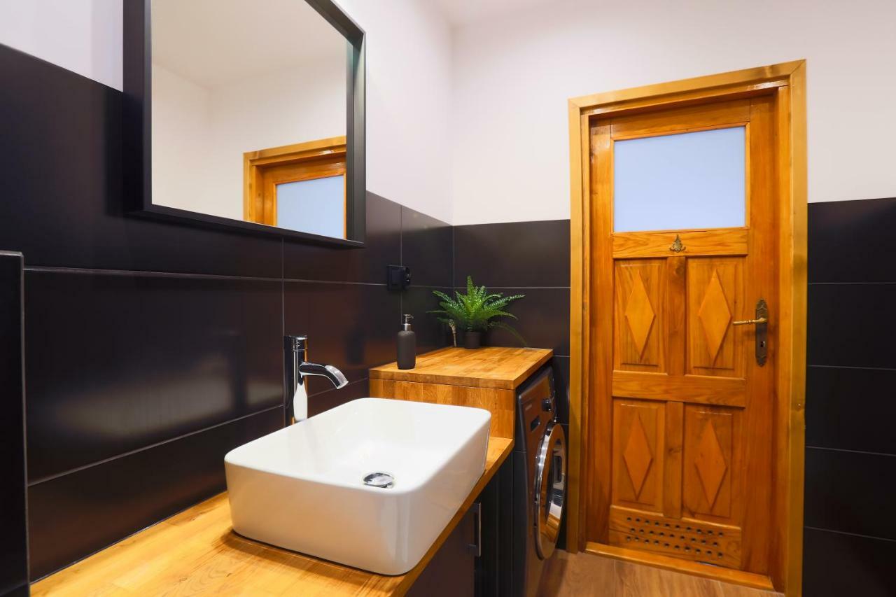 Apartament Pod Winogronami Cracovie Extérieur photo